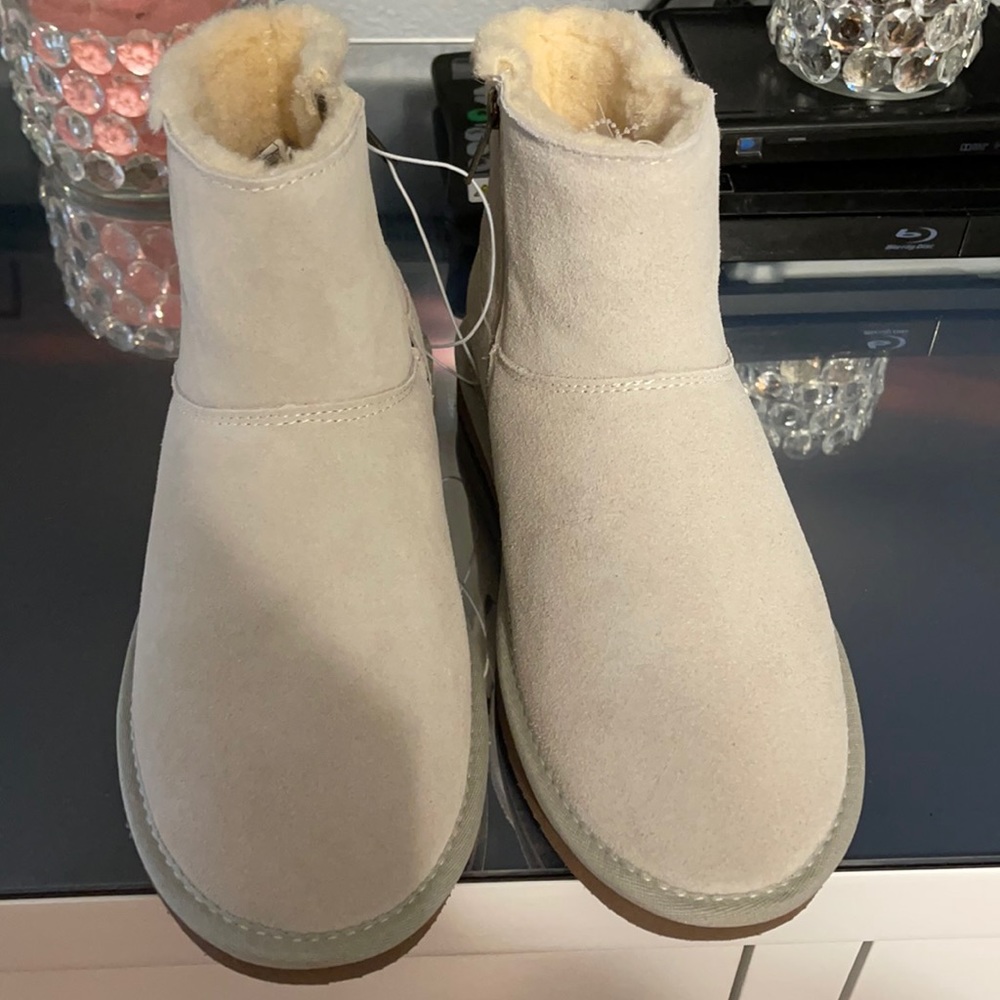 BearPaw Boots